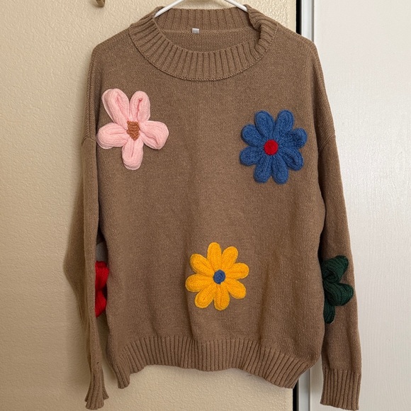 boutique la Sweaters - Brown Floral Appliqué Crewneck Sweater
